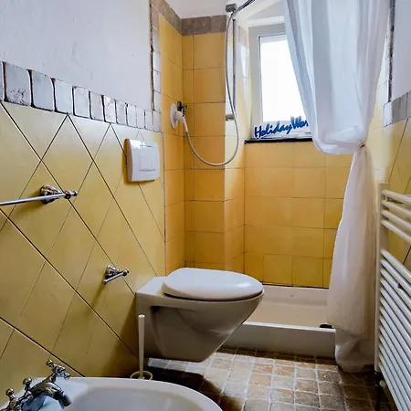Apartment Fuori Rotta House By World
